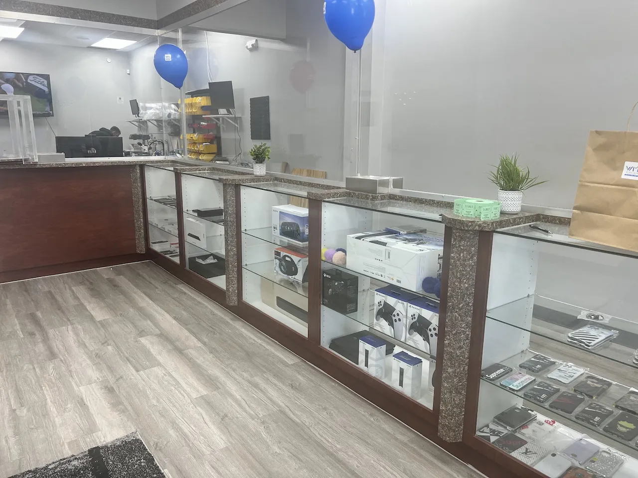 Wireless Marketplace photo